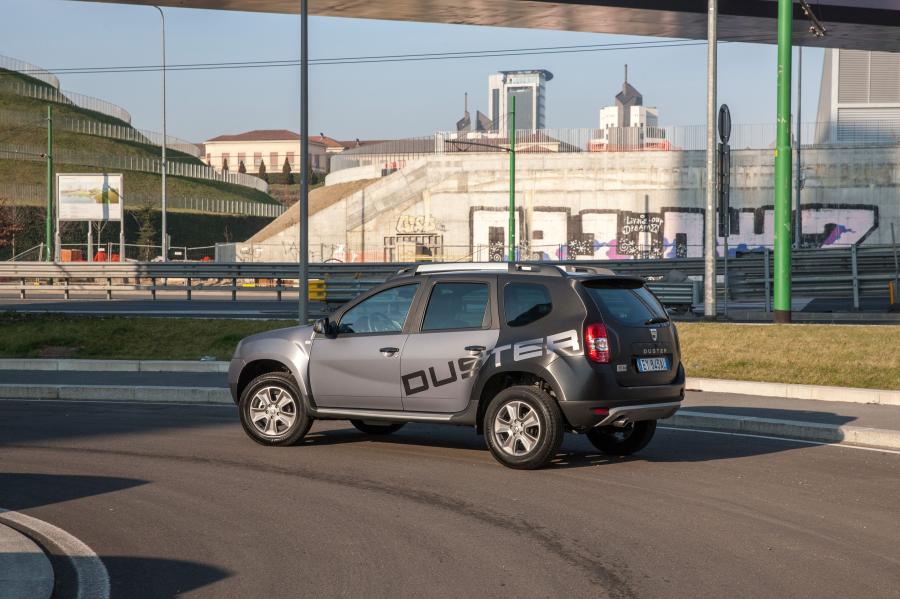  Dacia Duster Titan 2014 года  (IT) (фото 22 из 43)